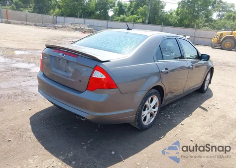 2012 Ford Fusion Se z USA, uszkodzony, nr VIN 3FAHP0HA3CR155292